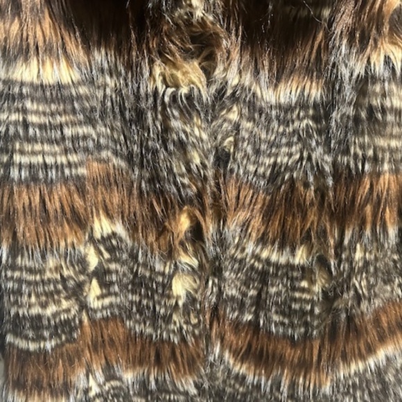 Brand New/Never Worn Stunning Faux Fur Multi- Colored Coat (M) - Picture 6 of 12